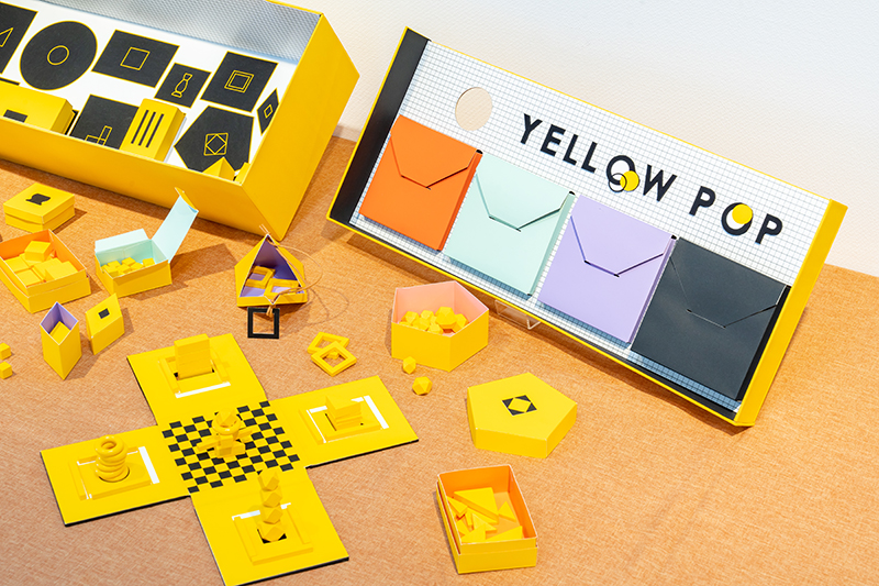 「まだ私のどこかに残るこどもゴコロを、忘れず大切にとっておきたい」という杉浦さん。シンプルな遊びから生まれるさまざまな疑問や発見。