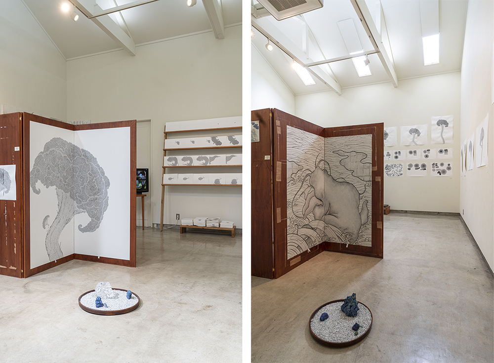 「青木芳昭×丹羽優太 ー刻苦光明ー」展示風景