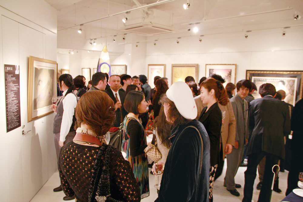 杮落しとなった工藤村正展の模様