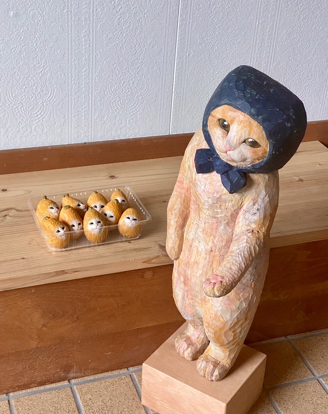 花房さくら_ネコノさんと枇杷