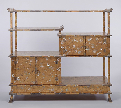 《菊蒔絵螺鈿棚》画像