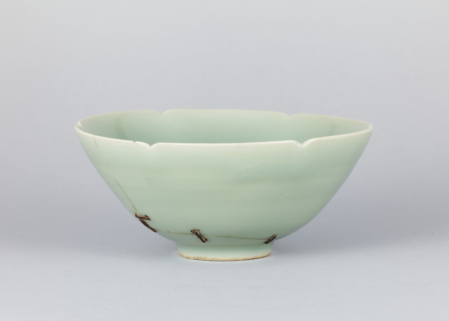 重要文化財「青磁茶碗　銘馬蝗絆」　東京国立博物館（画像提供：東京国立博物館）　通期展示