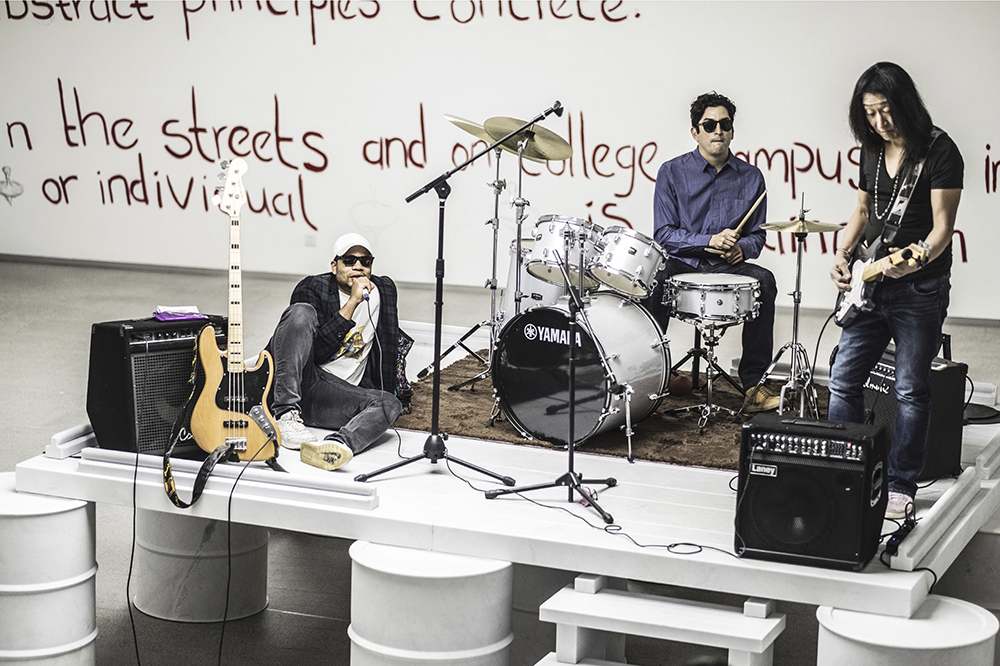 Rirkrit Tiravanija作品画像