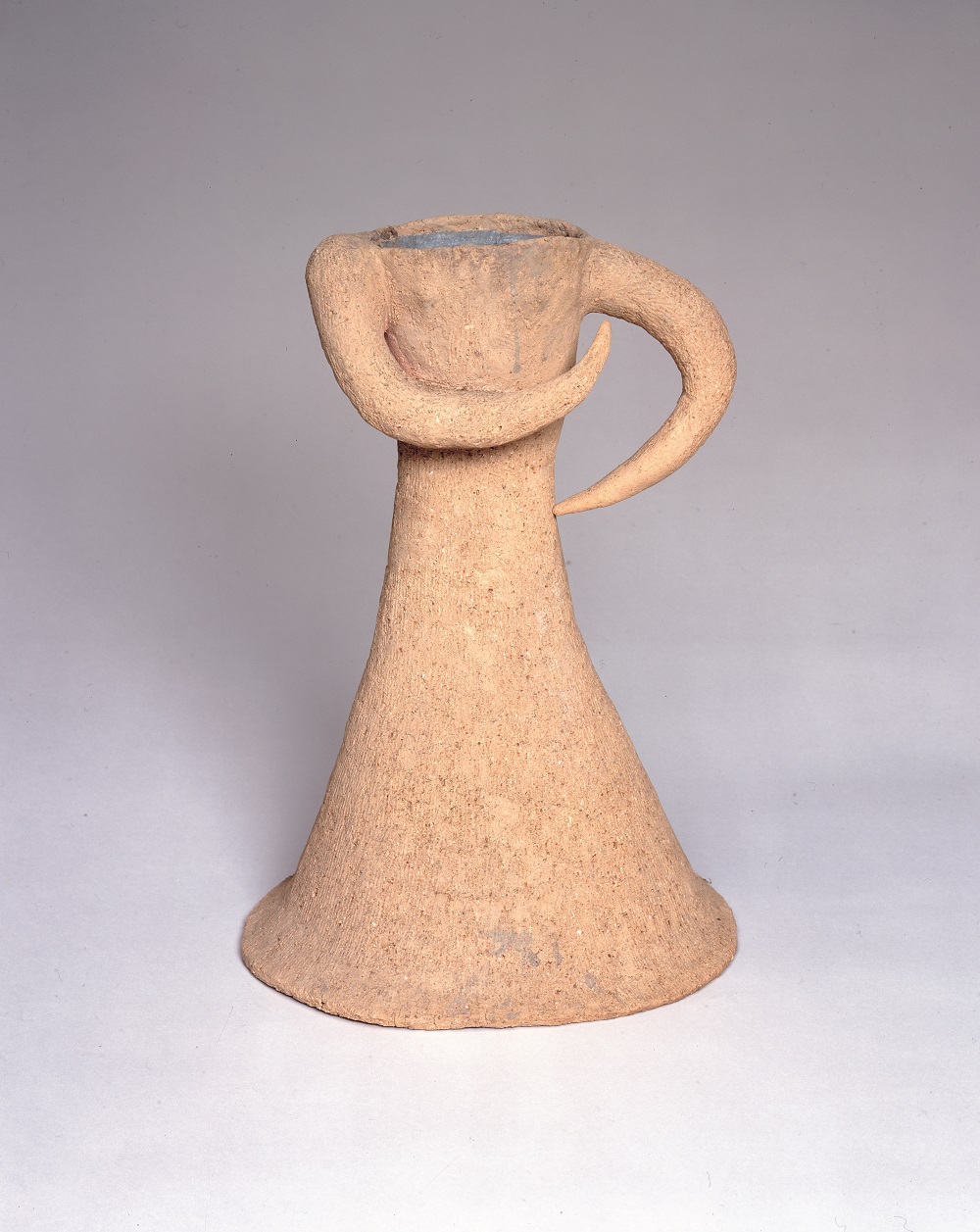 宇野三吾《ハニワ形花器》画像