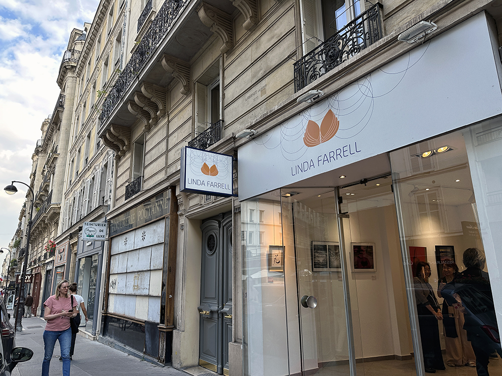LINDA FARRELL GALERIE外観