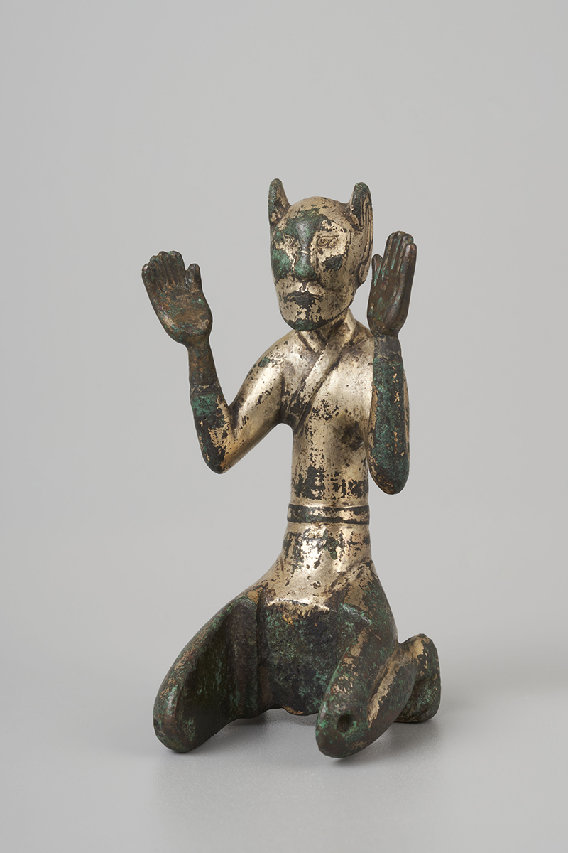 《青銅鍍金銀　羽人》画像