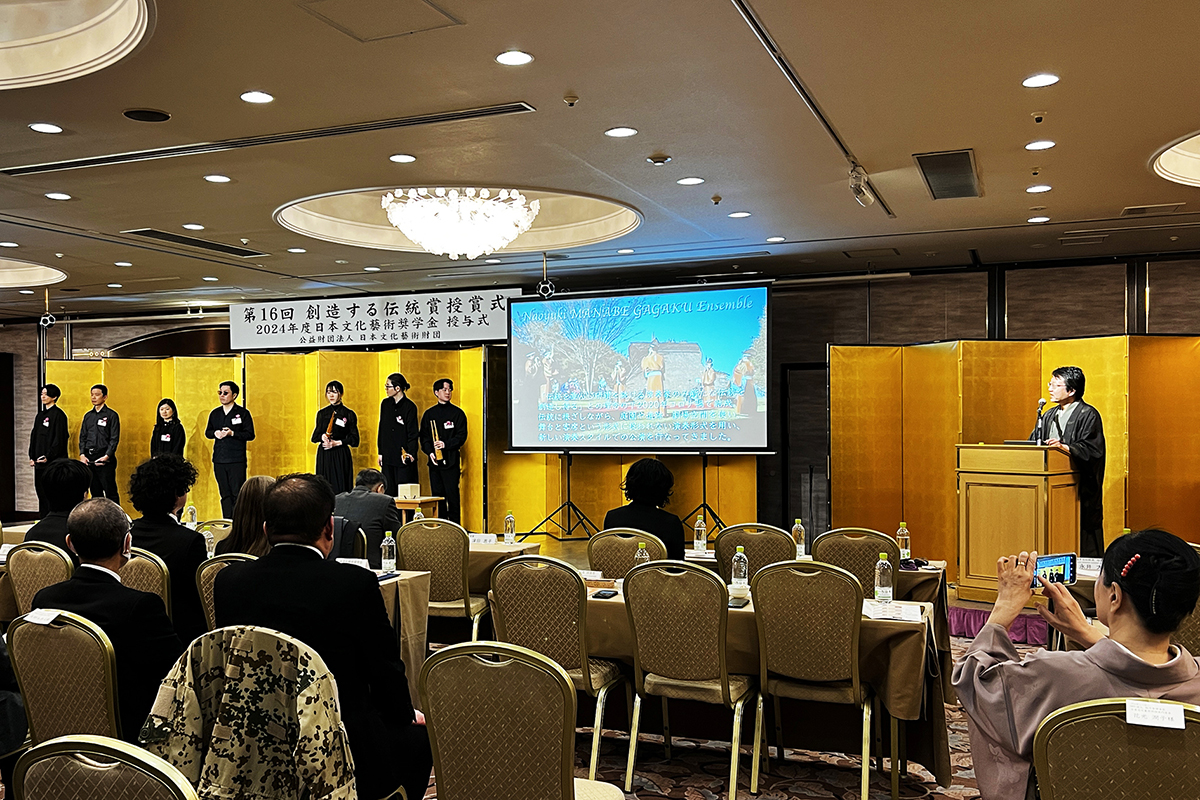 真鍋尚之のプレゼン風景