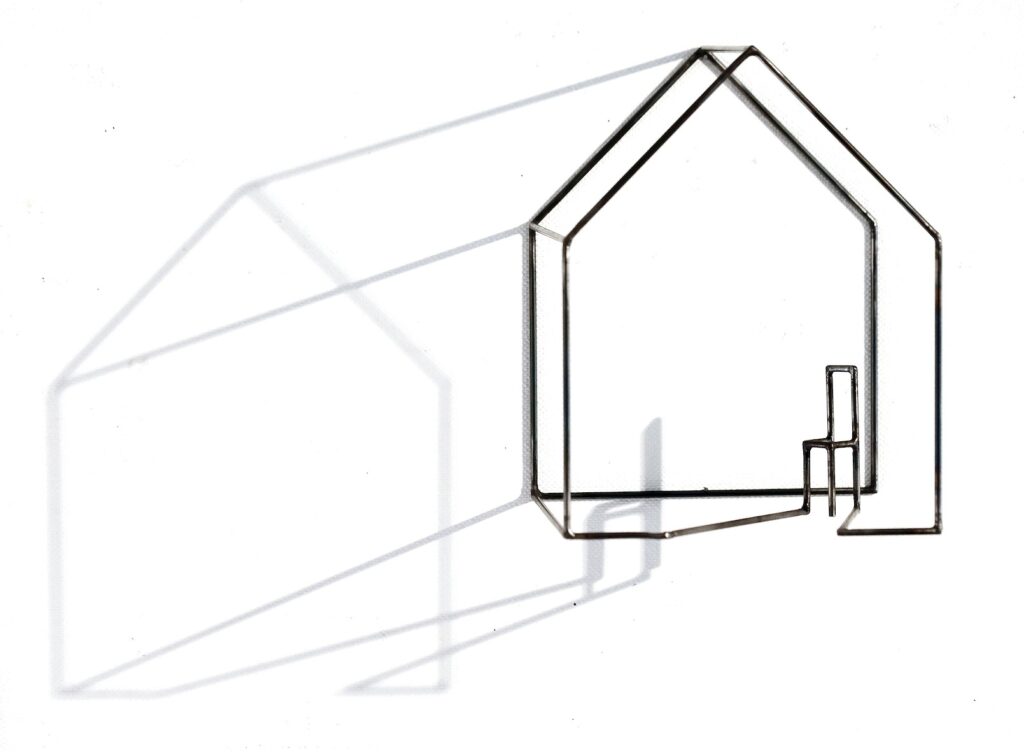 藤沢レオ《静かな日 -椅子-》