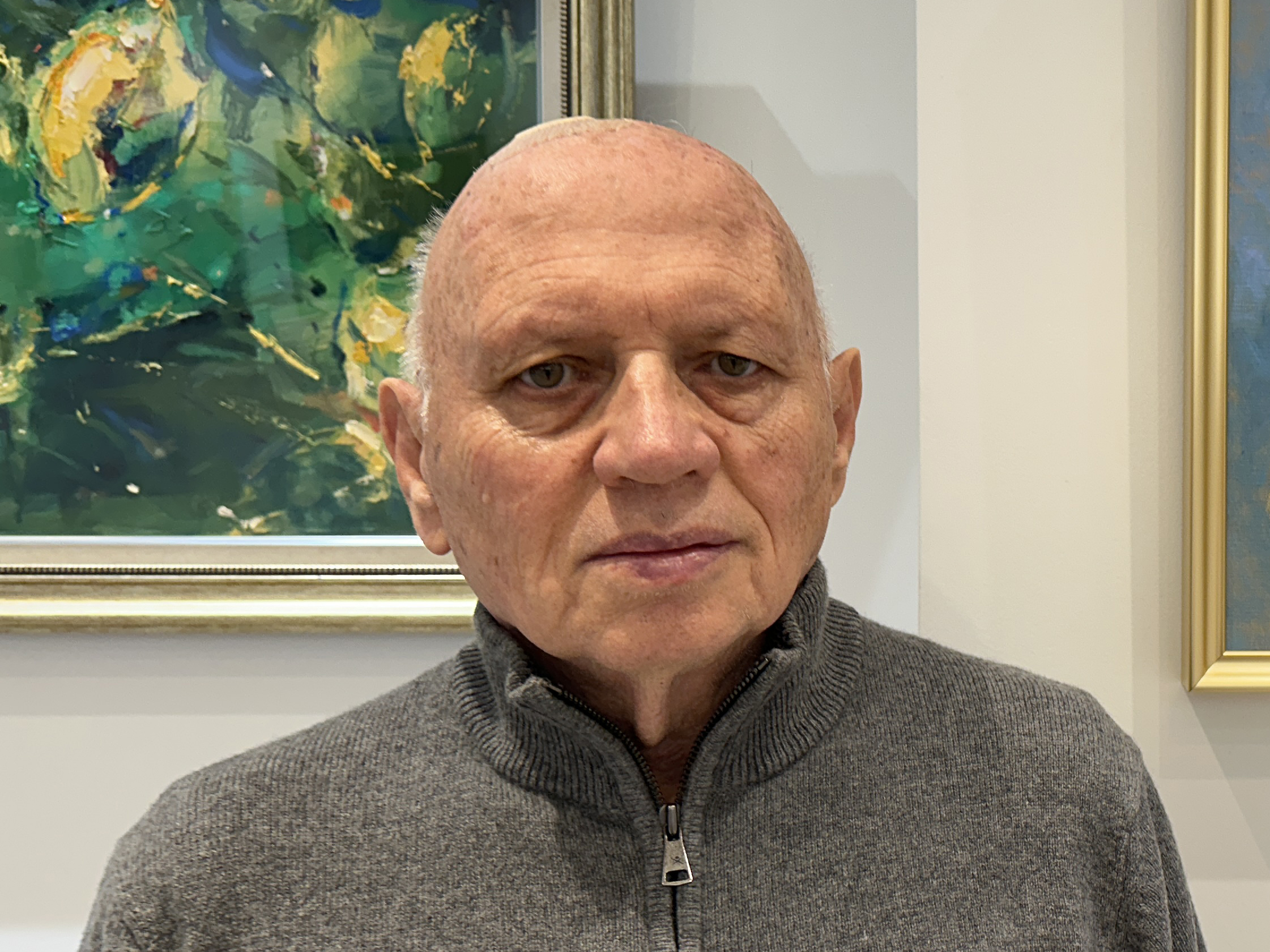 総合監修を務めたアラン・バザール氏（フランス芸術家協会絵画部門代表）